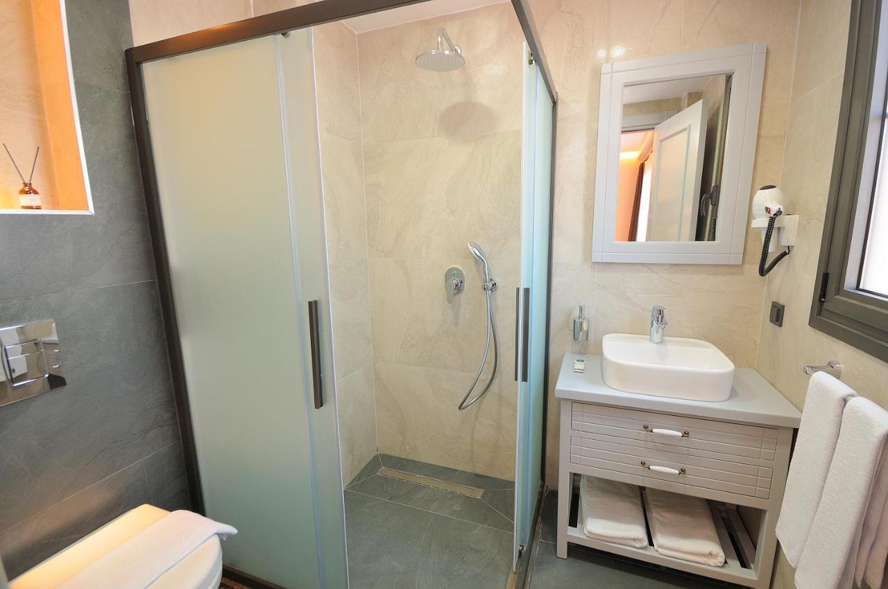 Horasan Hotel Чесме Екстериор снимка
