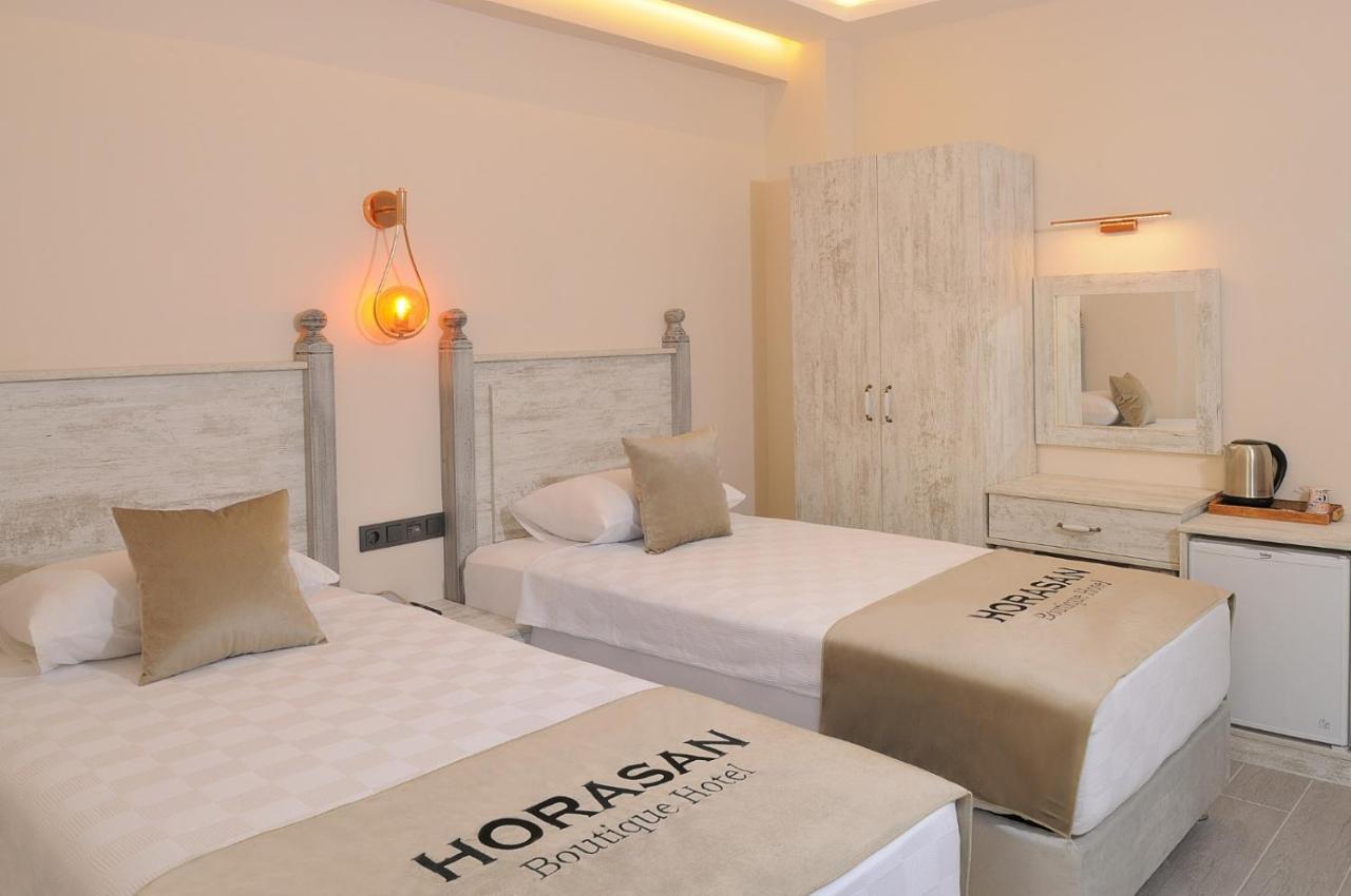 Horasan Hotel Чесме Екстериор снимка